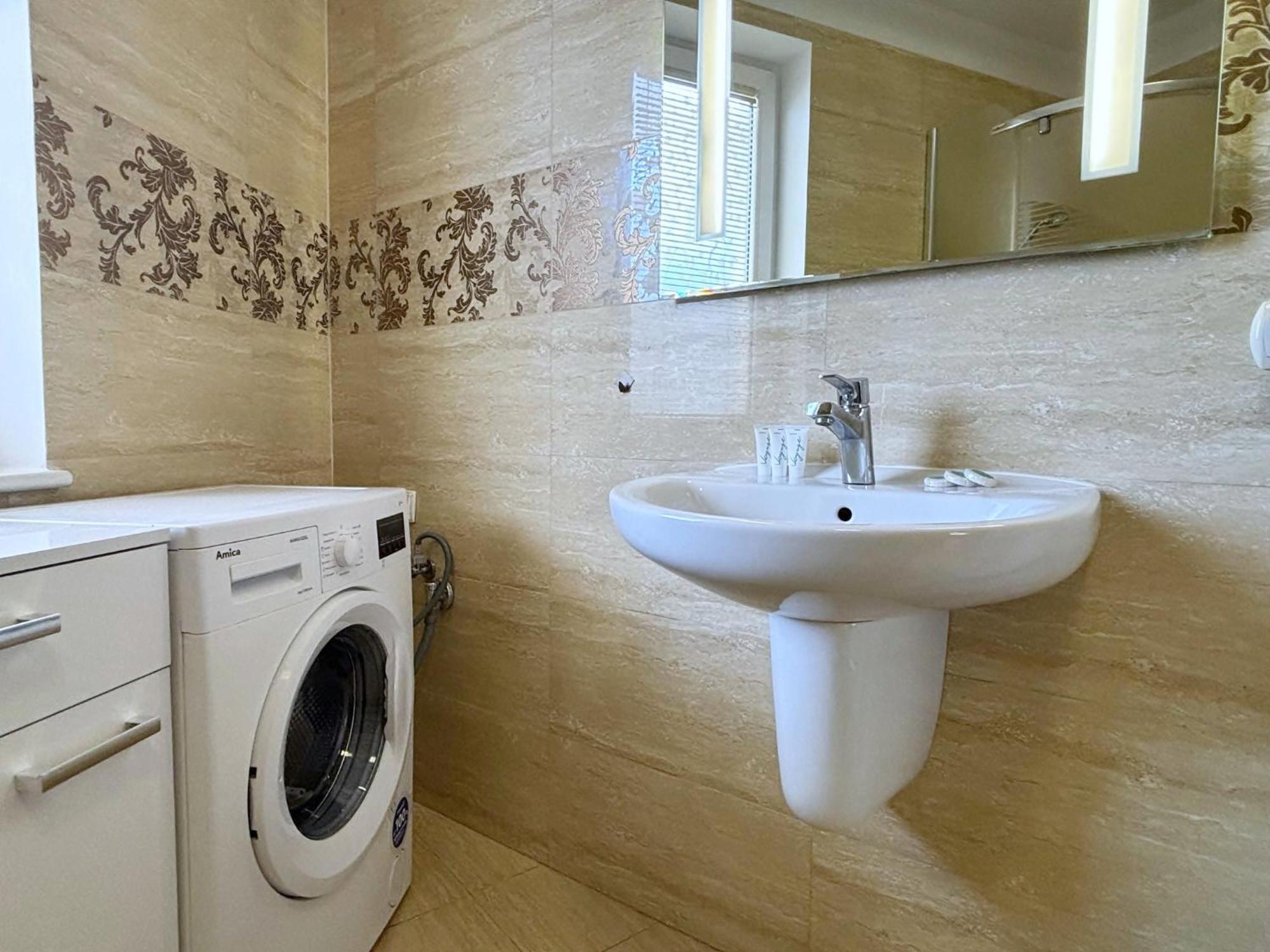 Apartamenty Bryza-Komandorska - Family Home - Parking シフィノウイシチェ エクステリア 写真